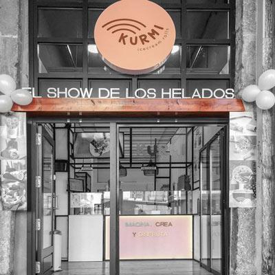 Heladería en plaza Fuente Dorada